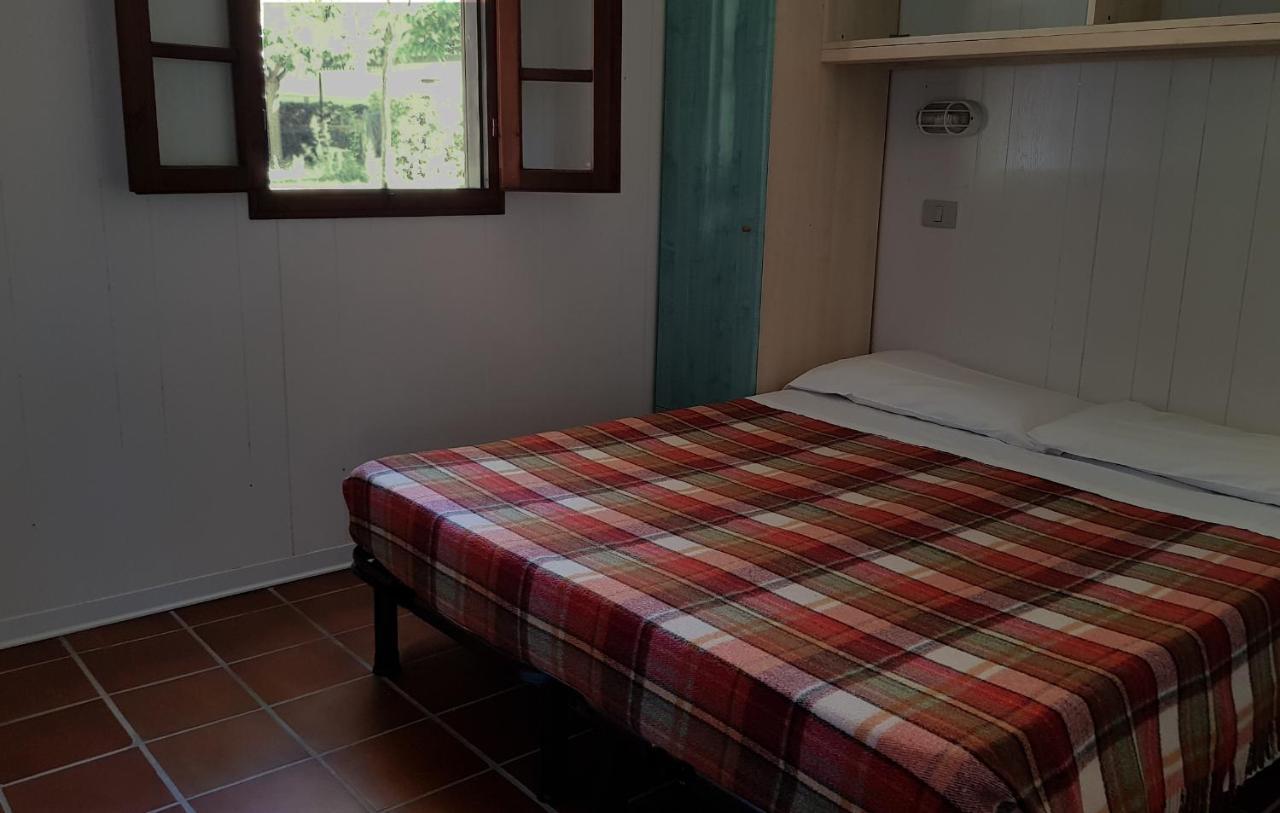 فندق Camping Luna مارينا دي ماسا المظهر الخارجي الصورة
