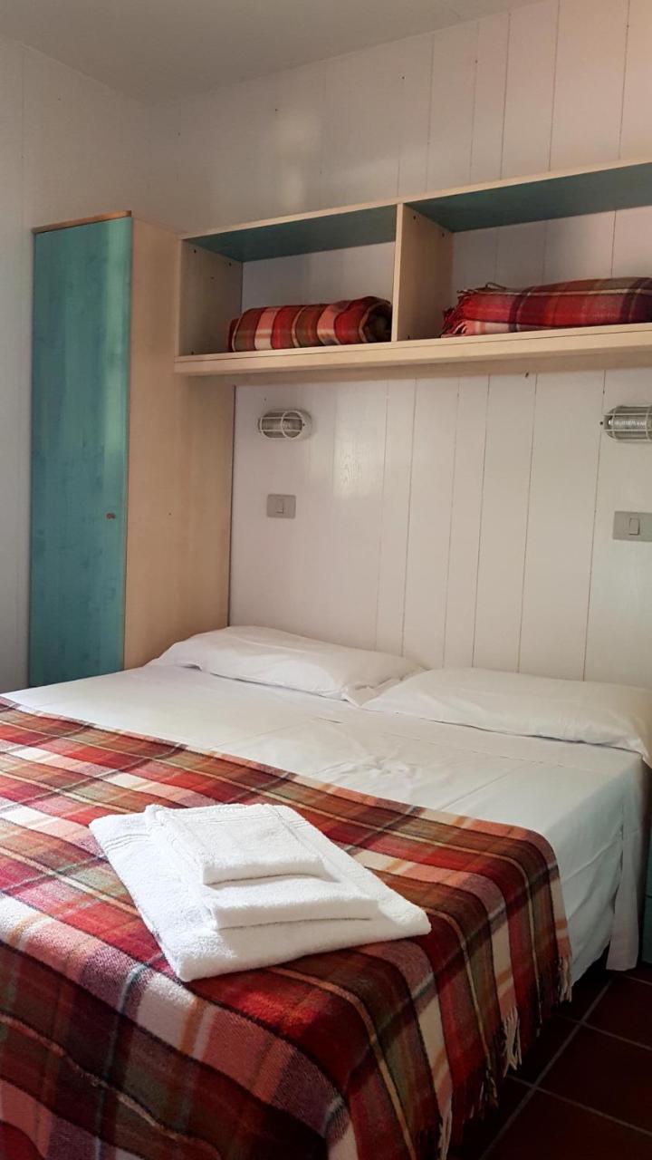 فندق Camping Luna مارينا دي ماسا المظهر الخارجي الصورة