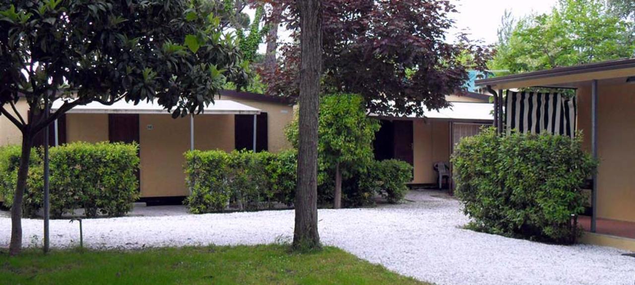 فندق Camping Luna مارينا دي ماسا المظهر الخارجي الصورة